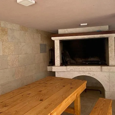 Maduna 1 * Kaštel