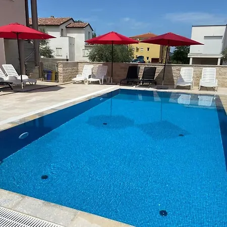 Maduna 1 Kaštel
