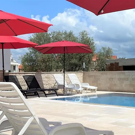 Maduna 1 Lägenhet Kaštel